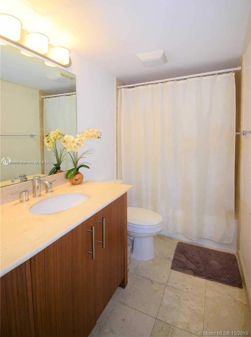 Small Image of 10275 COLLINS AVE #521, Bal Harbour Number 26