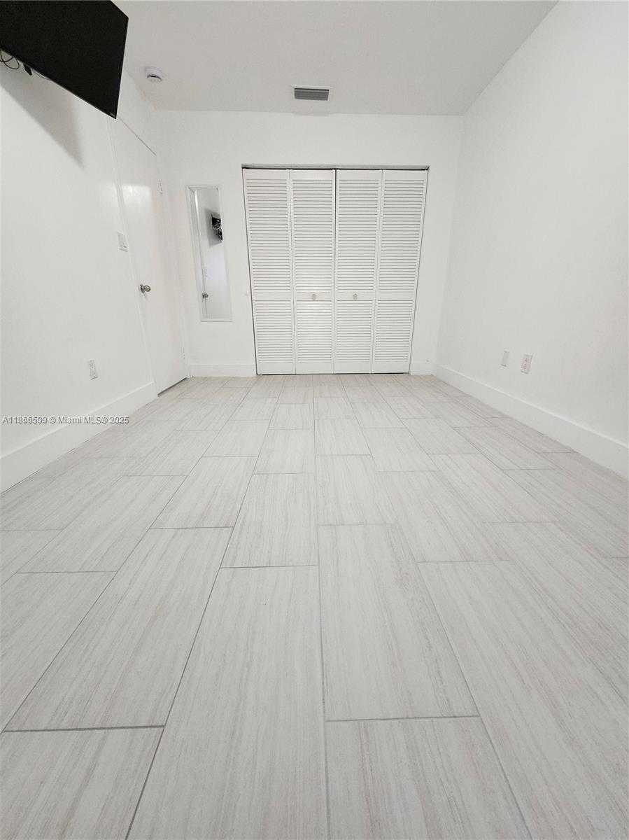 Small Image of 18224 MEDITERRANEAN BLVD #8-17, Hialeah Number 10