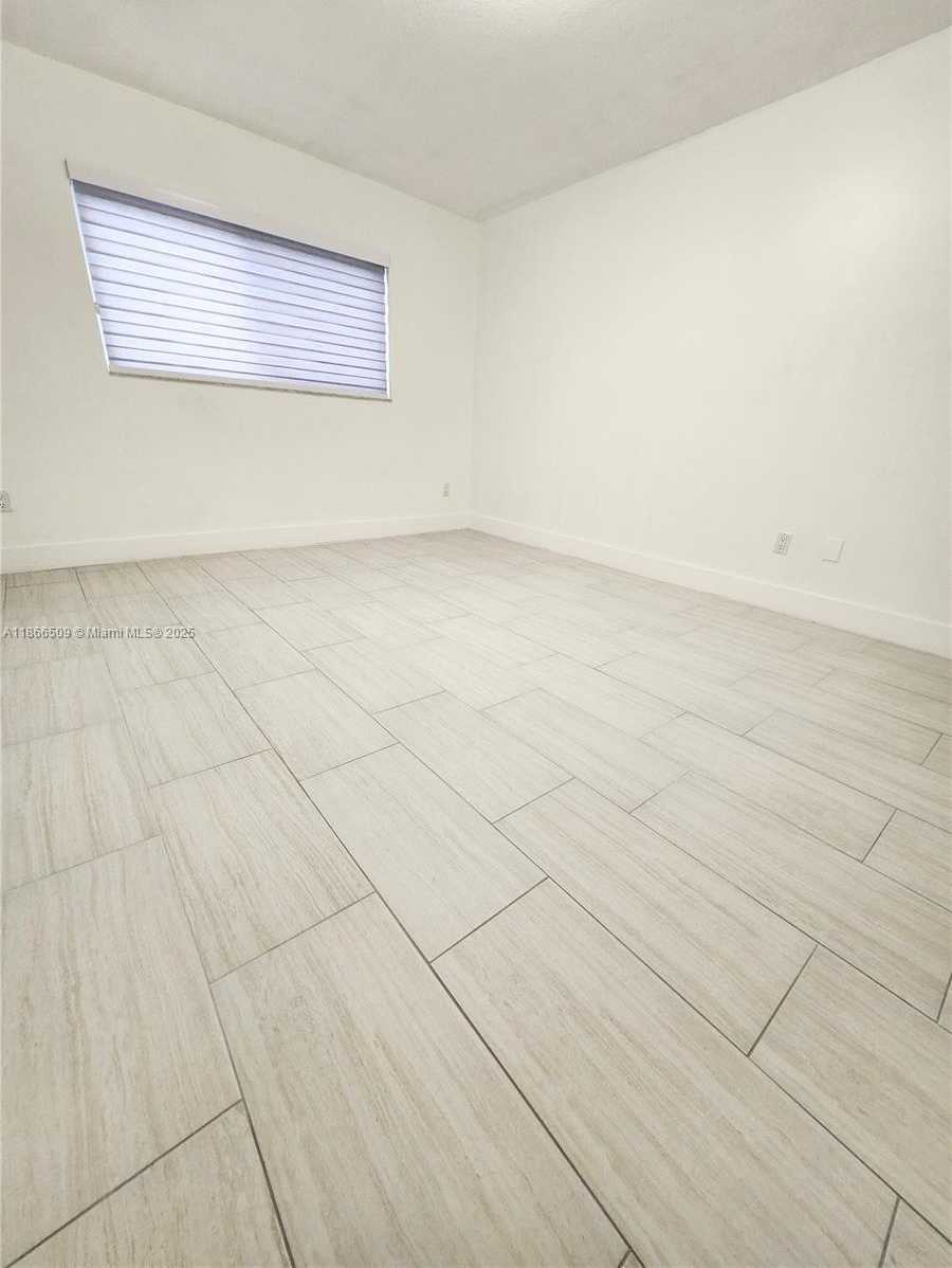 Small Image of 18224 MEDITERRANEAN BLVD #8-17, Hialeah Number 13