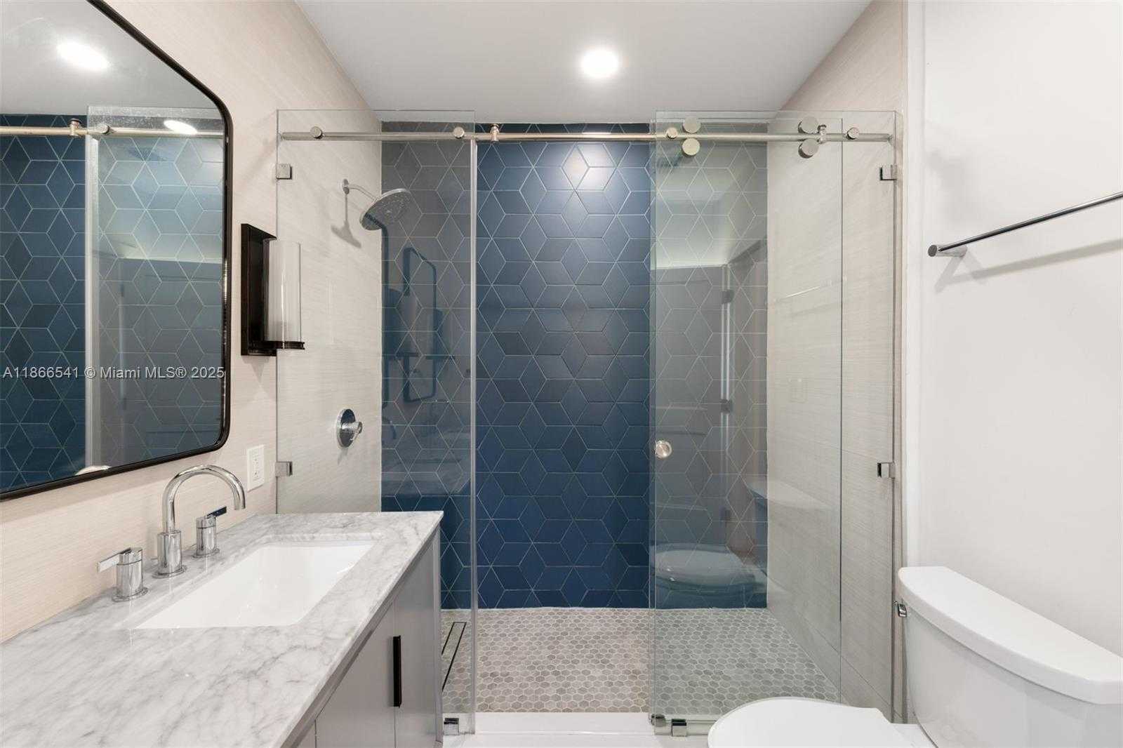 Small Image of 4724 ORDUNA DR, Coral Gables Number 15