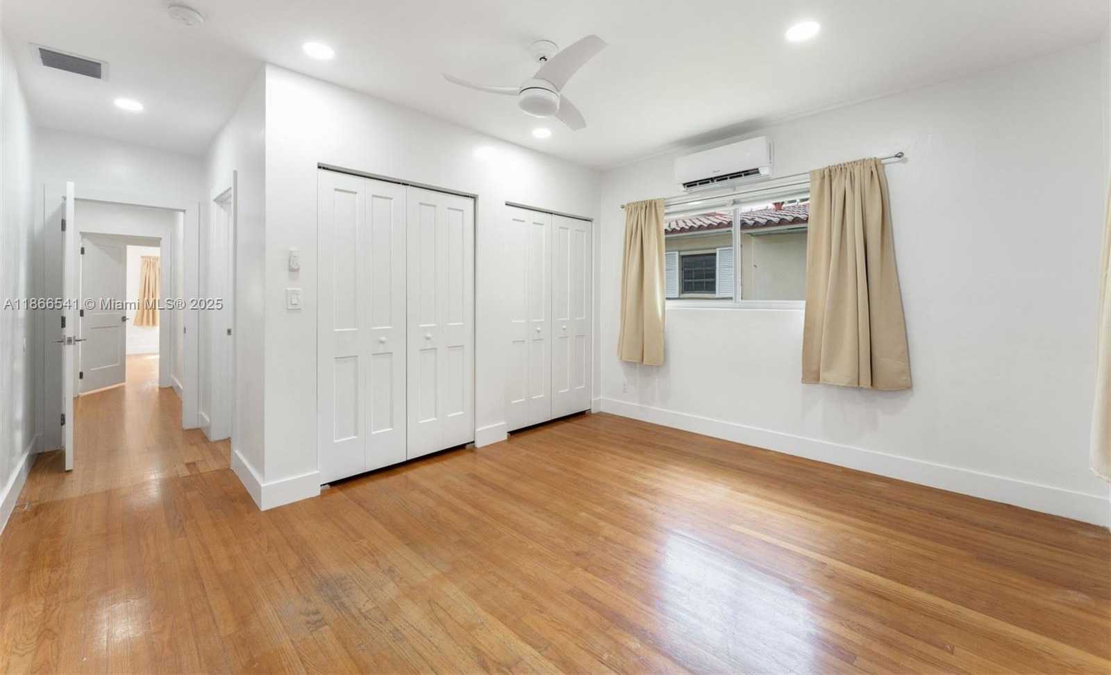 Small Image of 4724 ORDUNA DR, Coral Gables Number 21