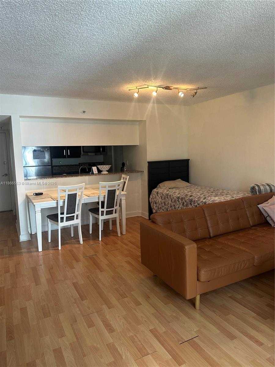 Small Image of 800 NORTH MIAMI AVE #E-505, Miami Number 7