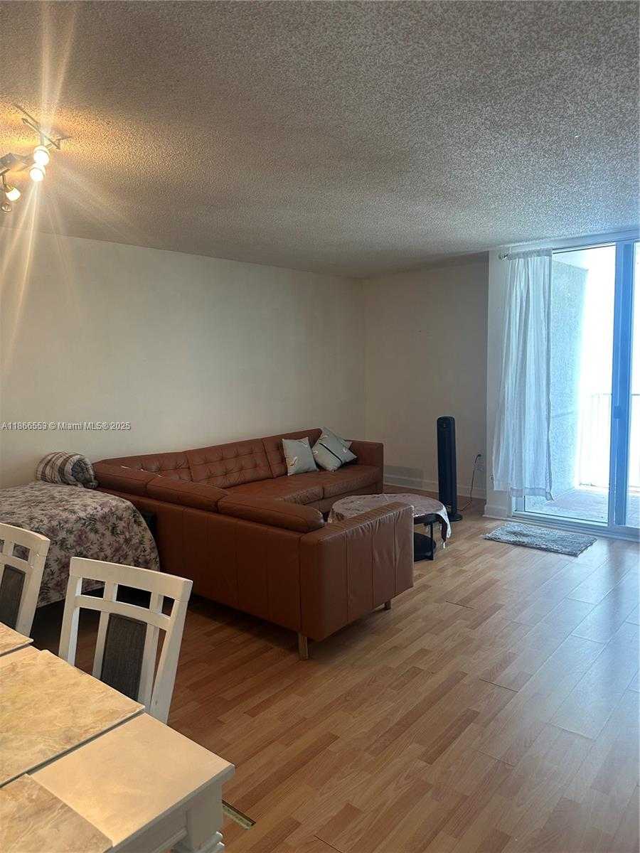 Small Image of 800 NORTH MIAMI AVE #E-505, Miami Number 8