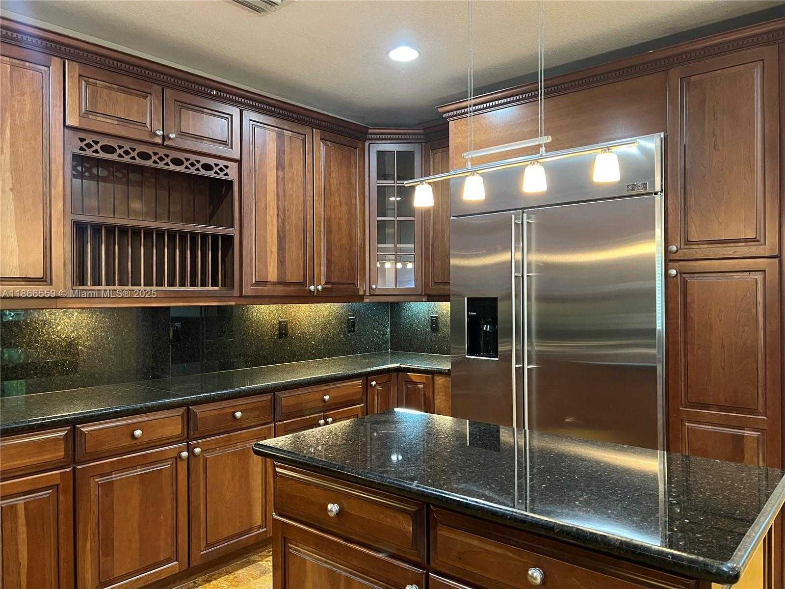 Small Image of 7961 SOUTH WEST 195TH TER, Cutler Bay Number 25