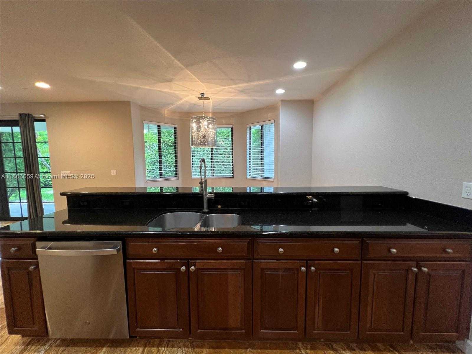 Small Image of 7961 SOUTH WEST 195TH TER, Cutler Bay Number 27