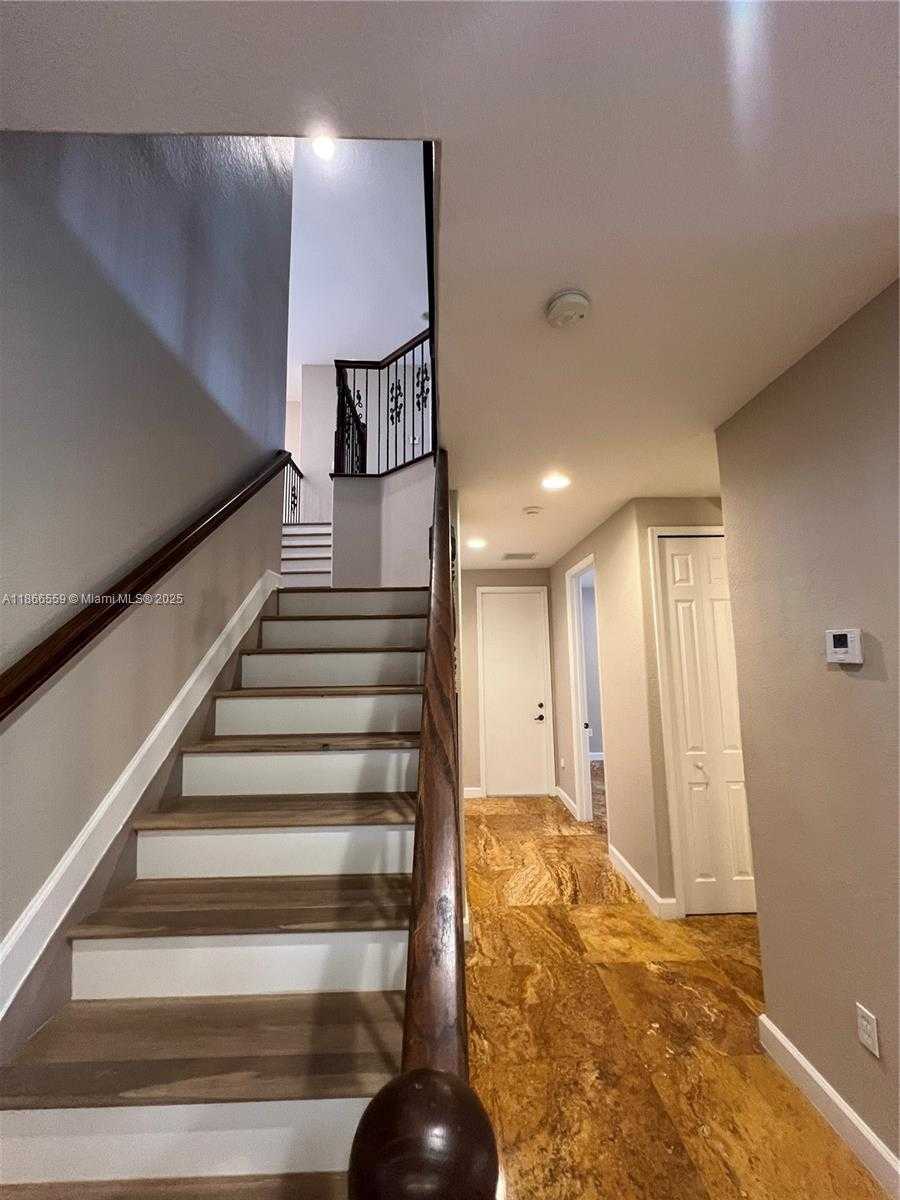 Small Image of 7961 SOUTH WEST 195TH TER, Cutler Bay Number 28