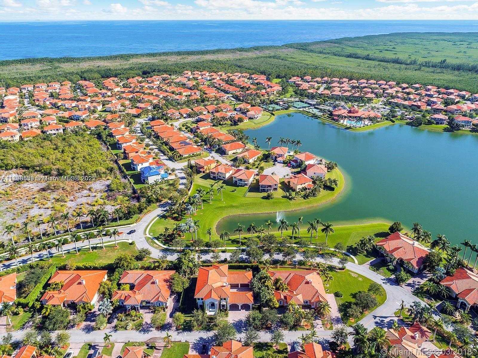 Small Image of 7961 SOUTH WEST 195TH TER, Cutler Bay Number 3