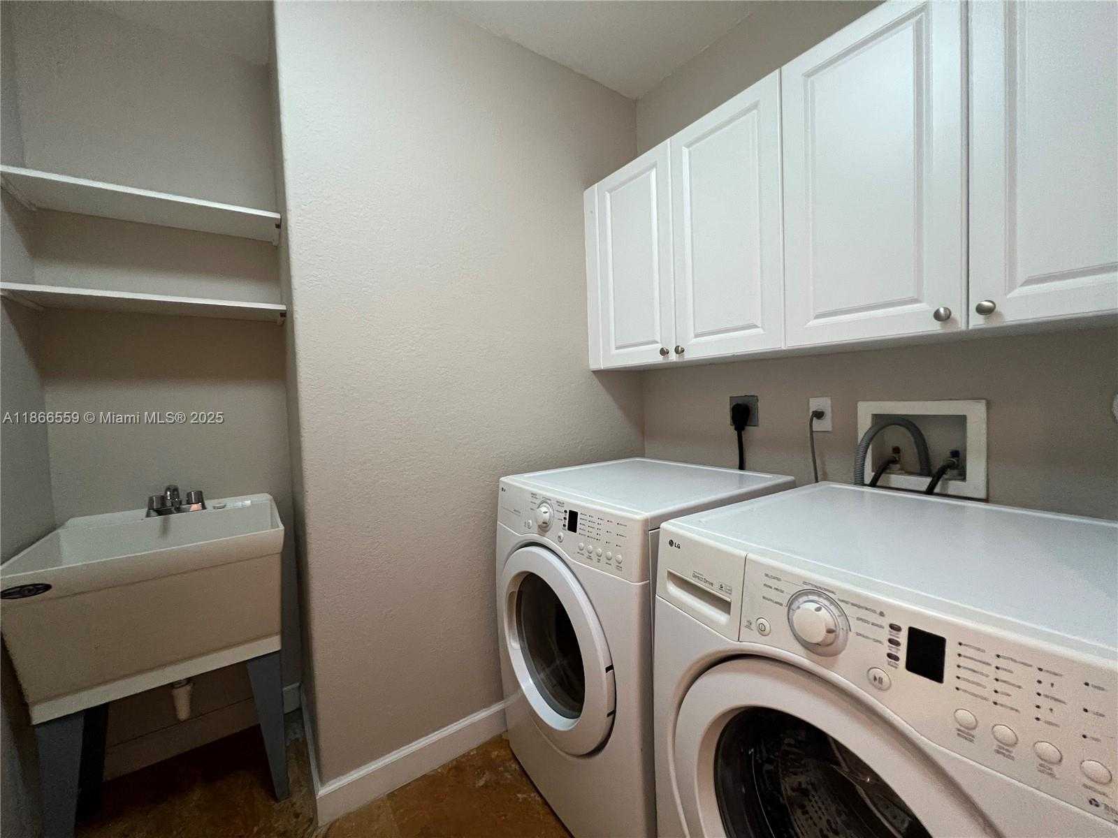 Small Image of 7961 SOUTH WEST 195TH TER, Cutler Bay Number 62