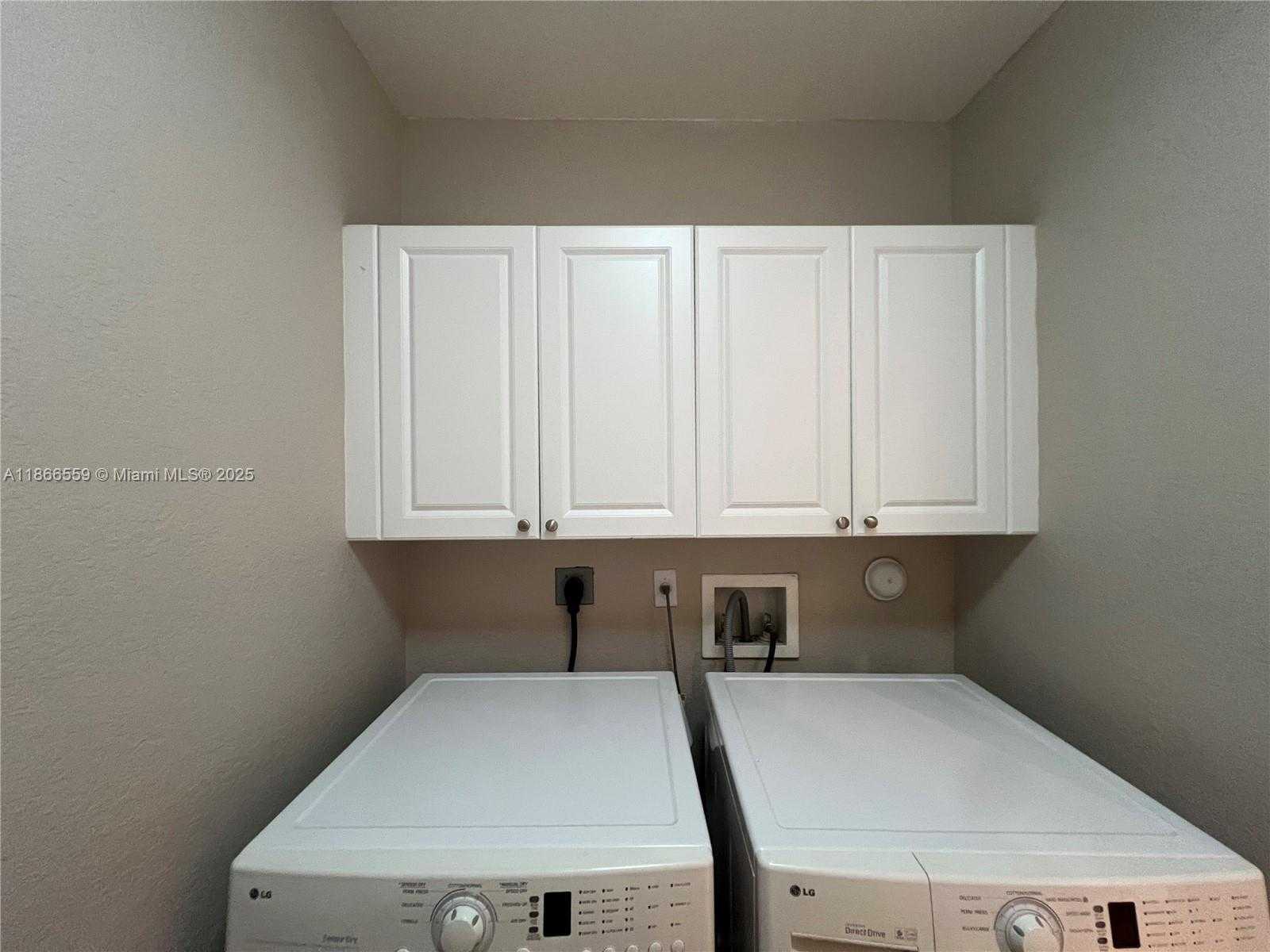 Small Image of 7961 SOUTH WEST 195TH TER, Cutler Bay Number 63