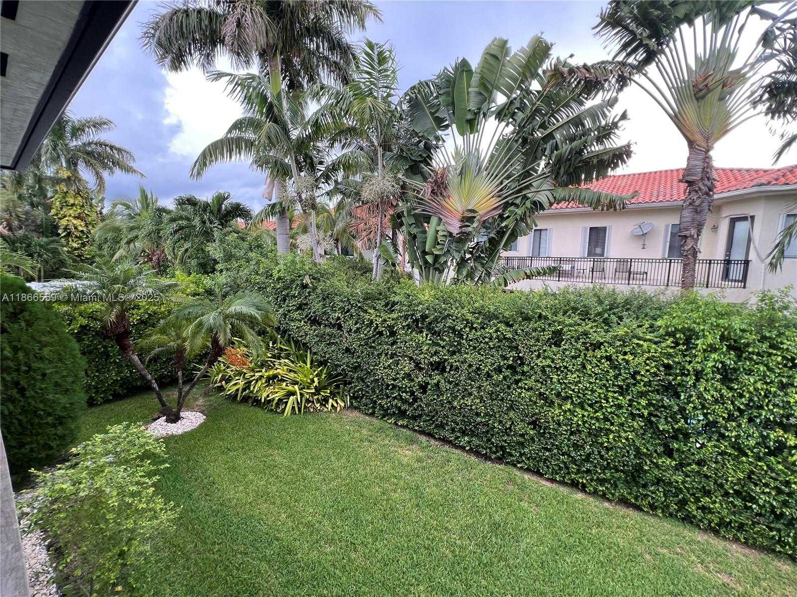 Small Image of 7961 SOUTH WEST 195TH TER, Cutler Bay Number 68