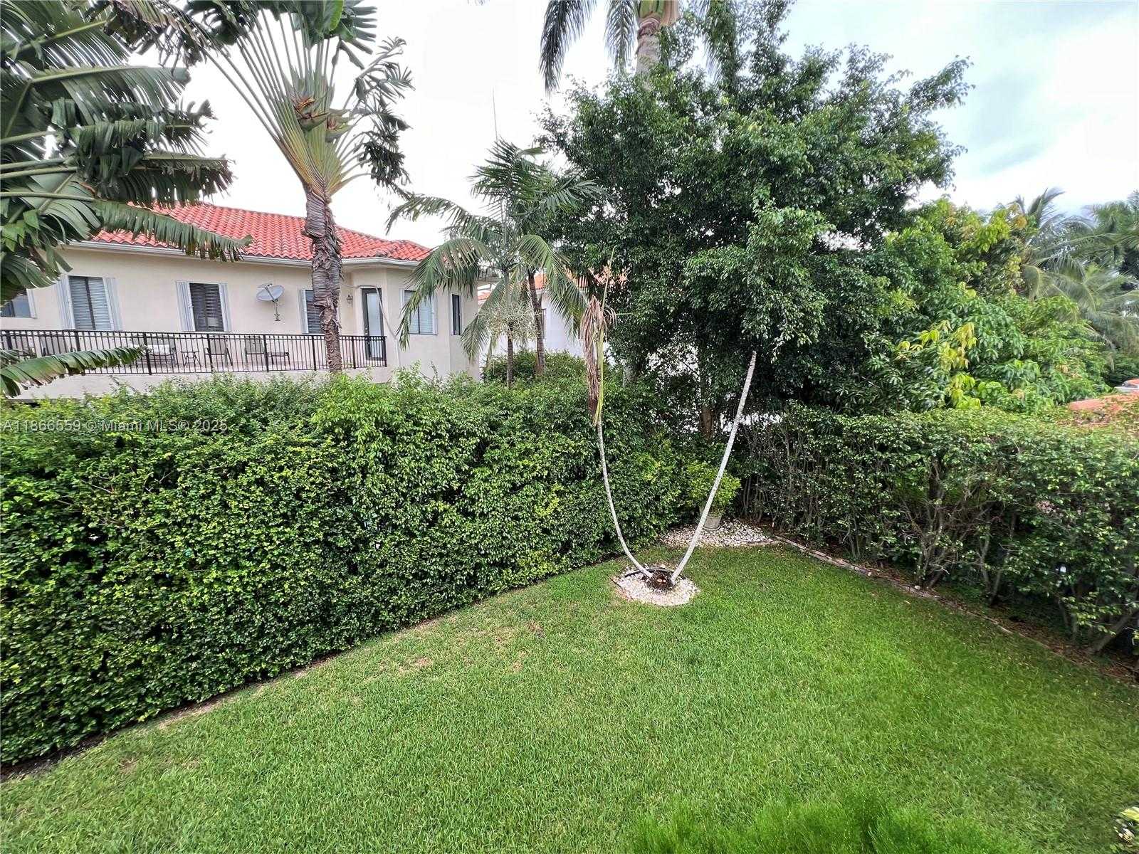 Small Image of 7961 SOUTH WEST 195TH TER, Cutler Bay Number 71