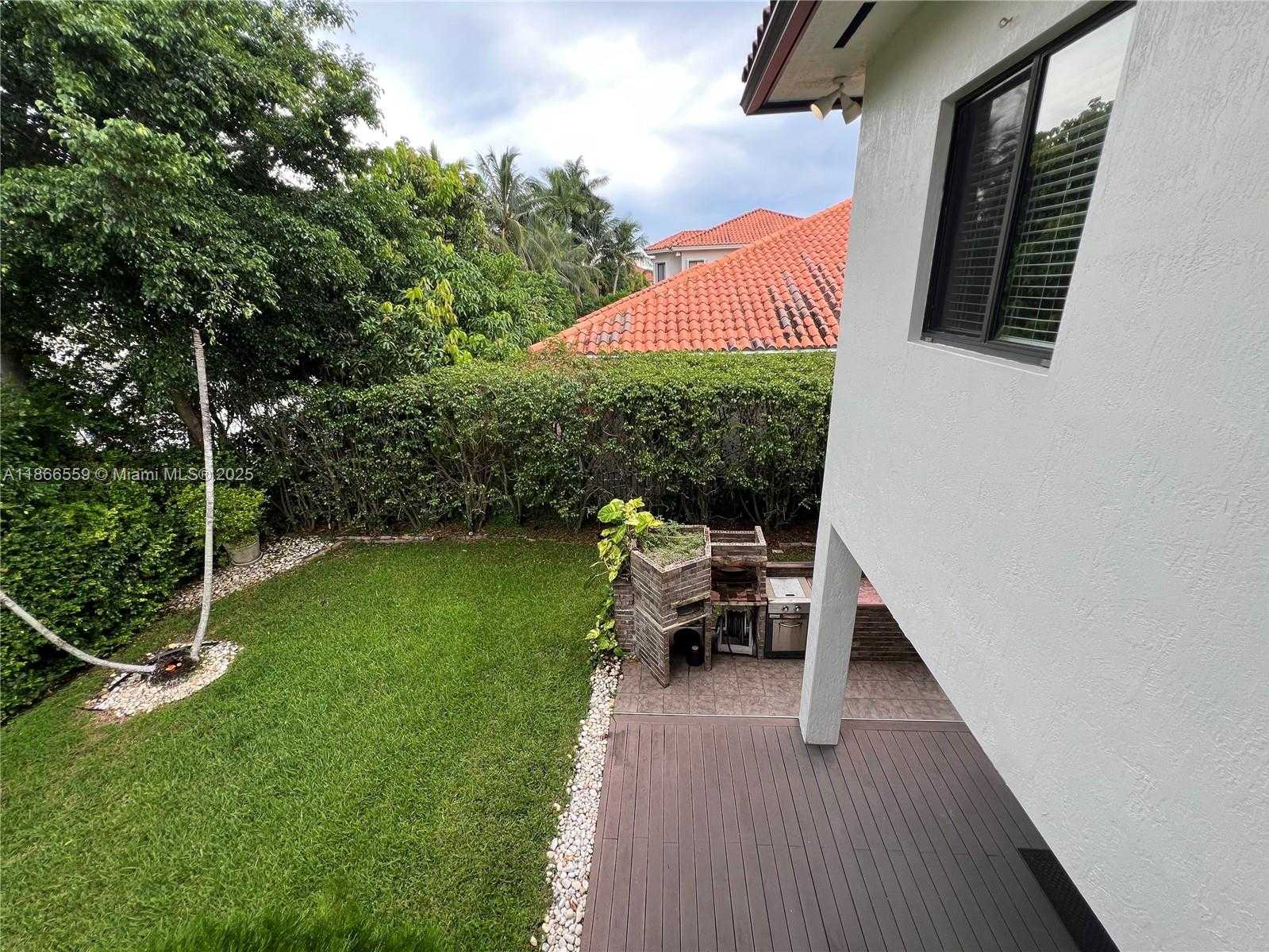 Small Image of 7961 SOUTH WEST 195TH TER, Cutler Bay Number 72