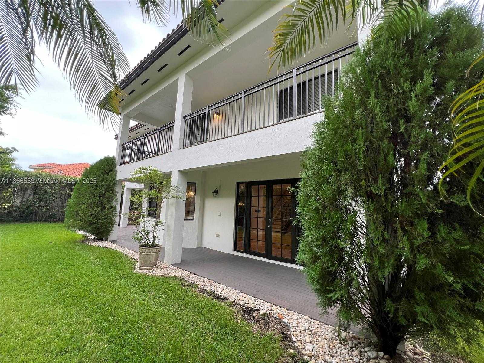 Small Image of 7961 SOUTH WEST 195TH TER, Cutler Bay Number 73