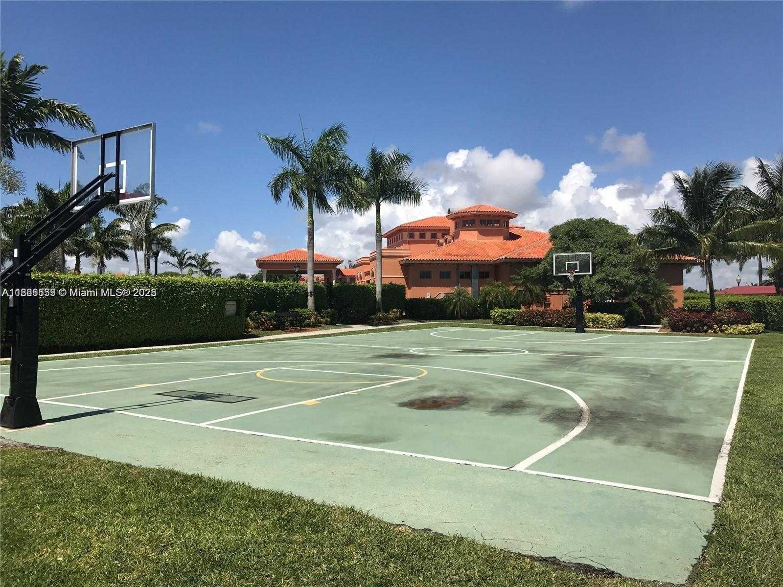 Small Image of 7961 SOUTH WEST 195TH TER, Cutler Bay Number 86