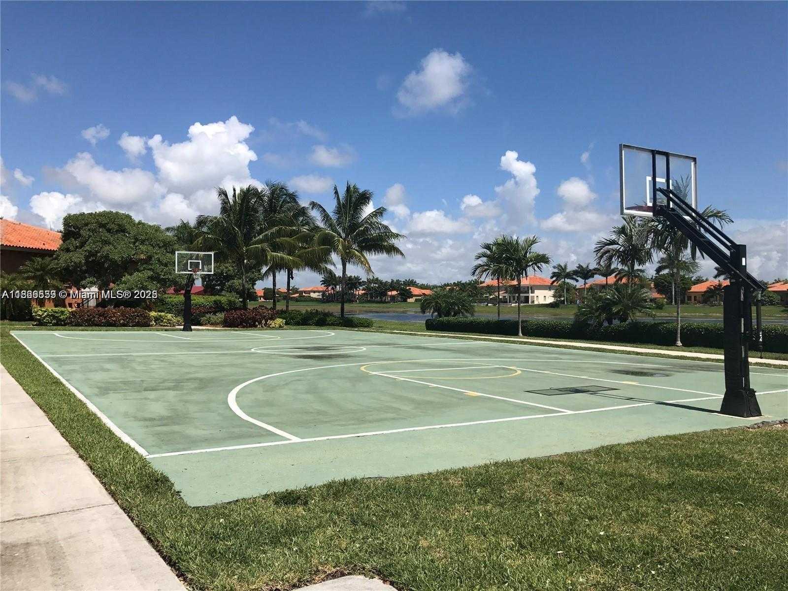 Small Image of 7961 SOUTH WEST 195TH TER, Cutler Bay Number 87