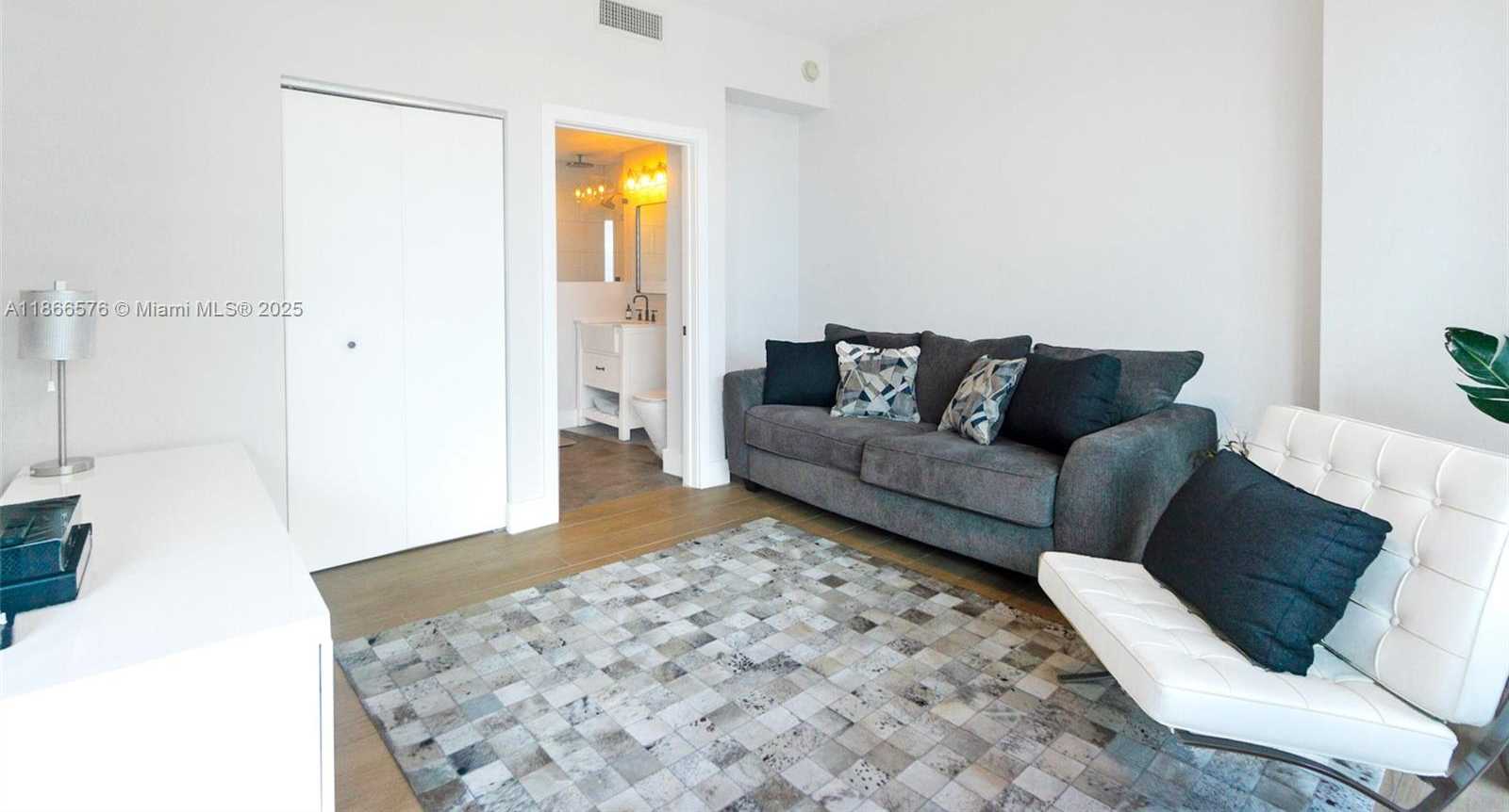 Small Image of 60 SOUTH WEST 13TH ST #4802, Miami Number 13