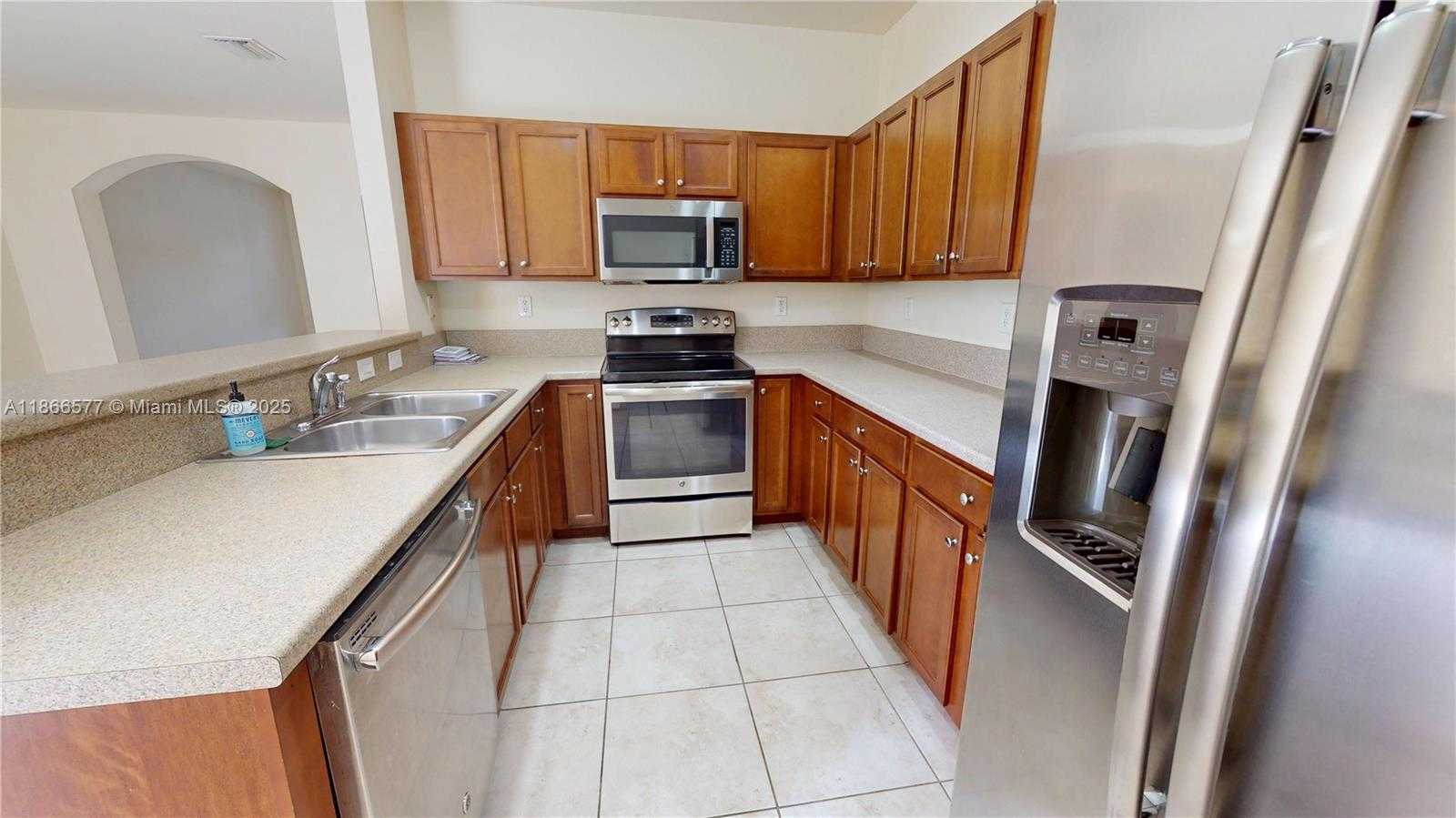 Small Image of 9391 SOUTH WEST 171ST AVE #9391, Miami Number 24