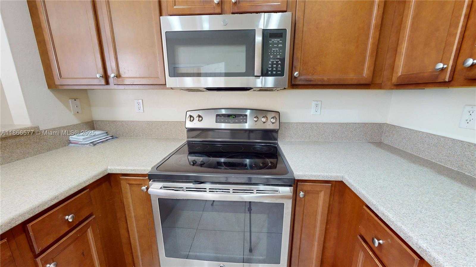 Small Image of 9391 SOUTH WEST 171ST AVE #9391, Miami Number 25