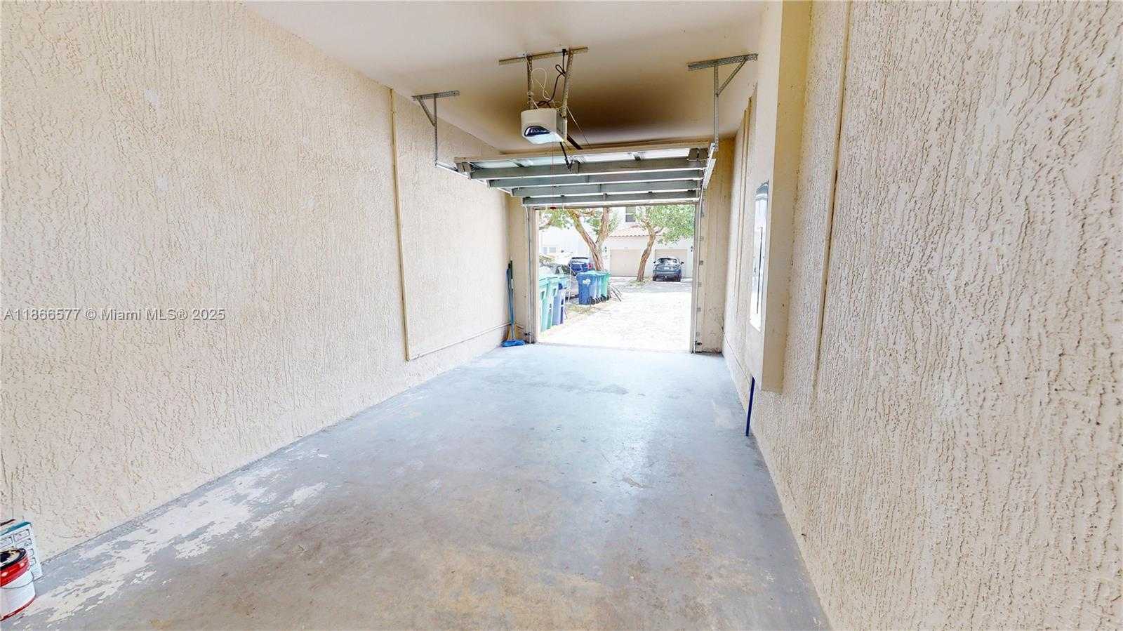 Small Image of 9391 SOUTH WEST 171ST AVE #9391, Miami Number 27