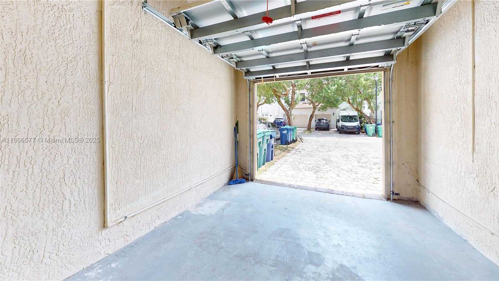 Small Image of 9391 SOUTH WEST 171ST AVE #9391, Miami Number 29