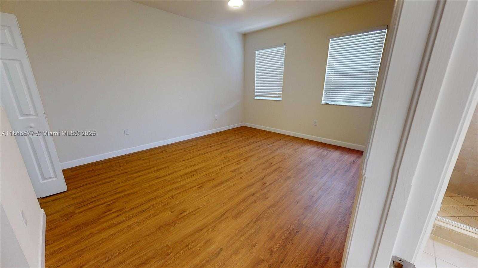 Small Image of 9391 SOUTH WEST 171ST AVE #9391, Miami Number 38