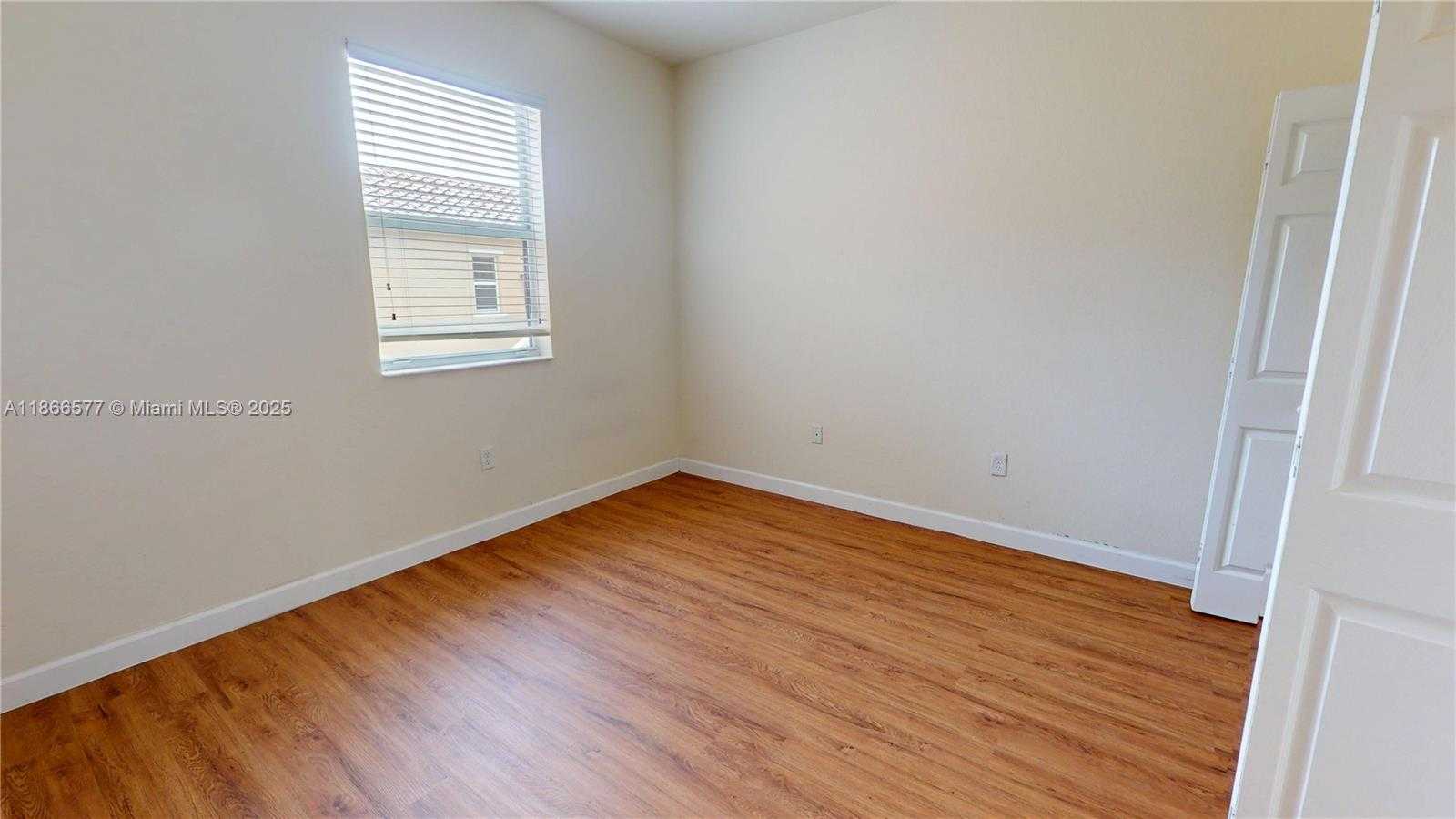 Small Image of 9391 SOUTH WEST 171ST AVE #9391, Miami Number 48