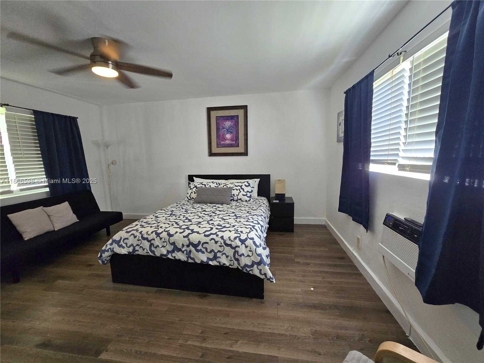 Small Image of 2305 MONROE ST #12, Hollywood Number 3