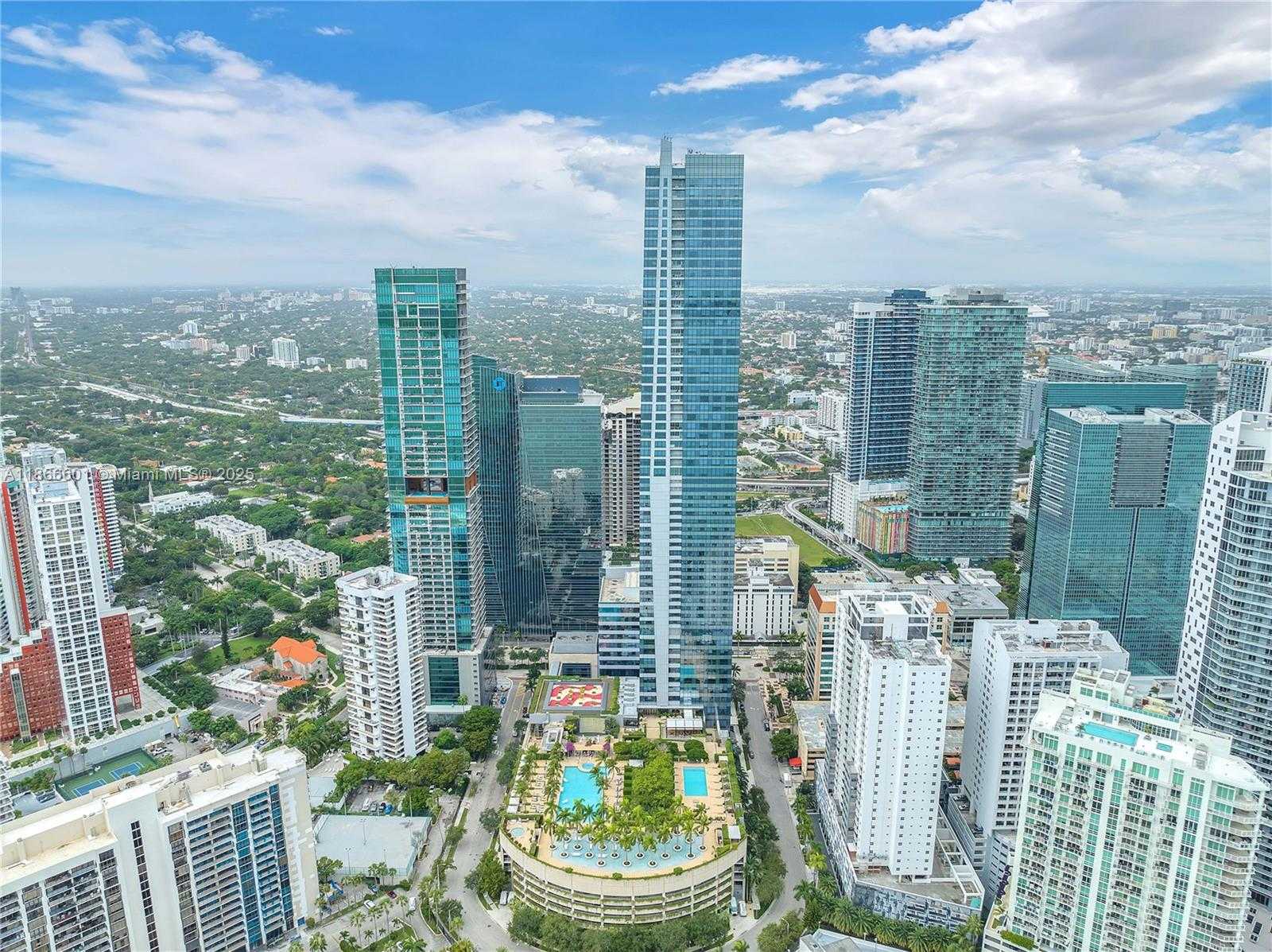 Small Image of 1435 BRICKELL AVE #3212, Miami Number 22