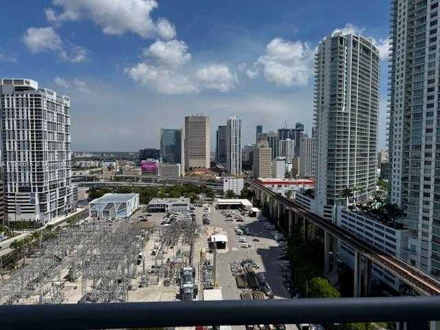 Small Image of 690 SOUTH WEST 1ST CT #2311, Miami Number 12