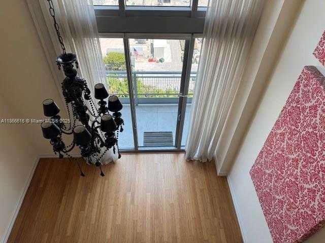 Small Image of 690 SOUTH WEST 1ST CT #2311, Miami Number 18