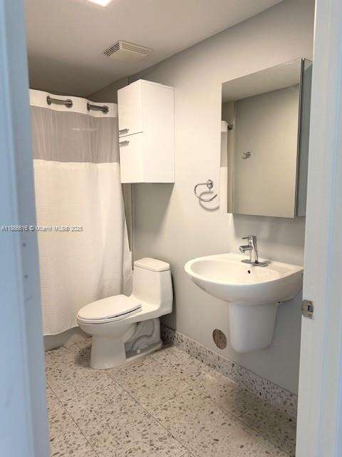 Small Image of 690 SOUTH WEST 1ST CT #2311, Miami Number 23