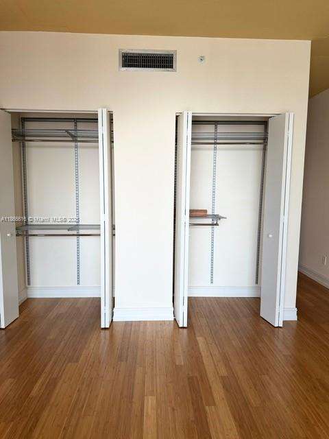 Small Image of 690 SOUTH WEST 1ST CT #2311, Miami Number 27
