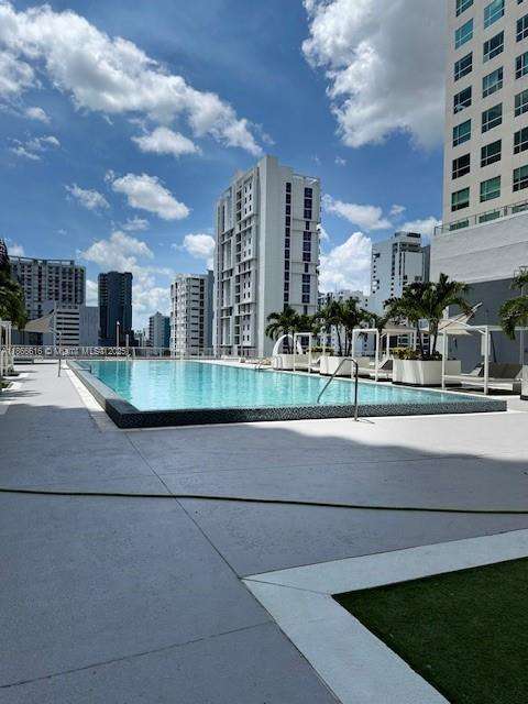 Small Image of 690 SOUTH WEST 1ST CT #2311, Miami Number 31