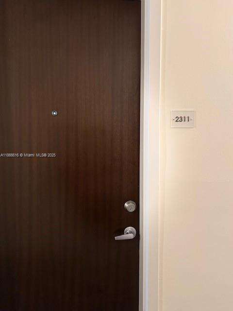 Small Image of 690 SOUTH WEST 1ST CT #2311, Miami Number 6