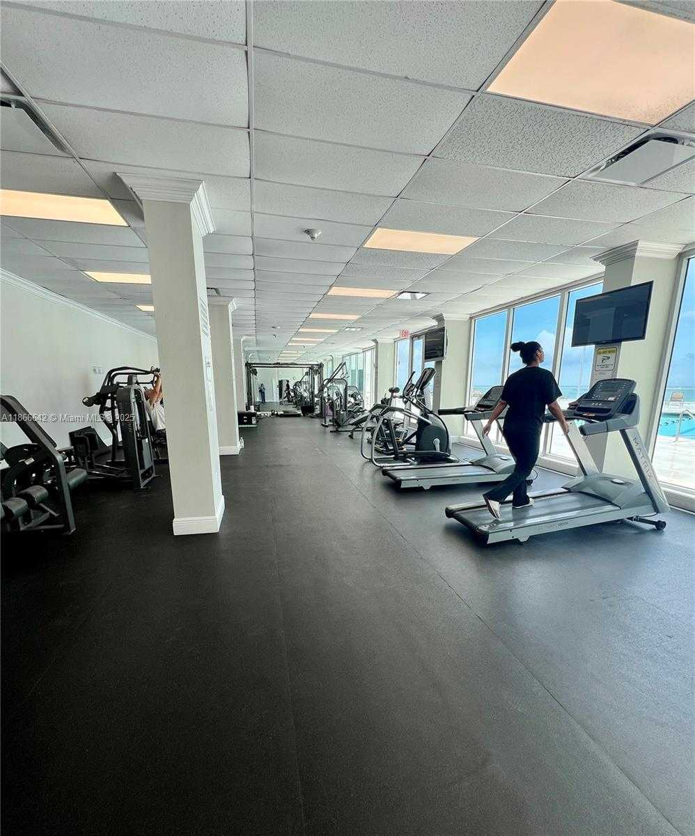 Small Image of 7135 COLLINS AVE #1523, Miami Beach Number 11