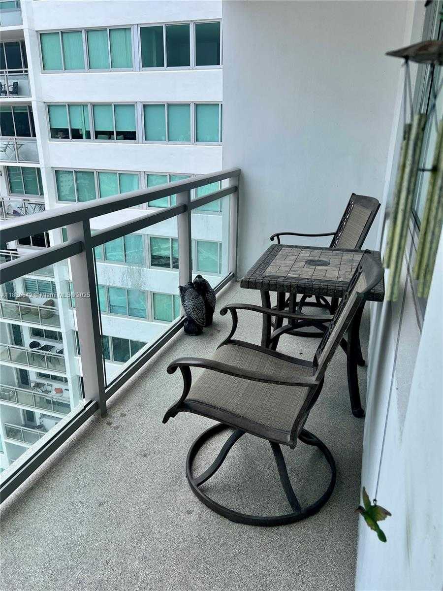Small Image of 7135 COLLINS AVE #1523, Miami Beach Number 27