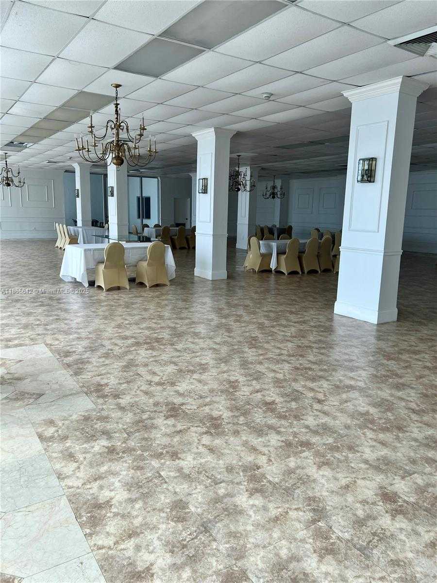 Small Image of 7135 COLLINS AVE #1523, Miami Beach Number 43