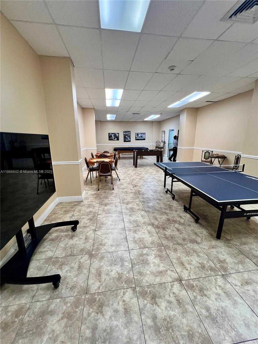 Small Image of 7135 COLLINS AVE #1523, Miami Beach Number 52