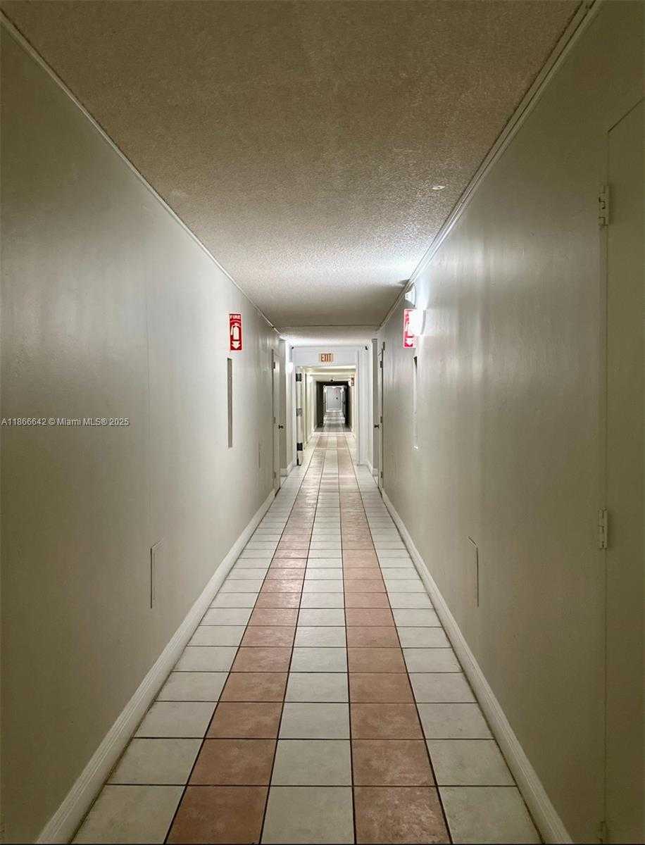 Small Image of 7135 COLLINS AVE #1523, Miami Beach Number 55