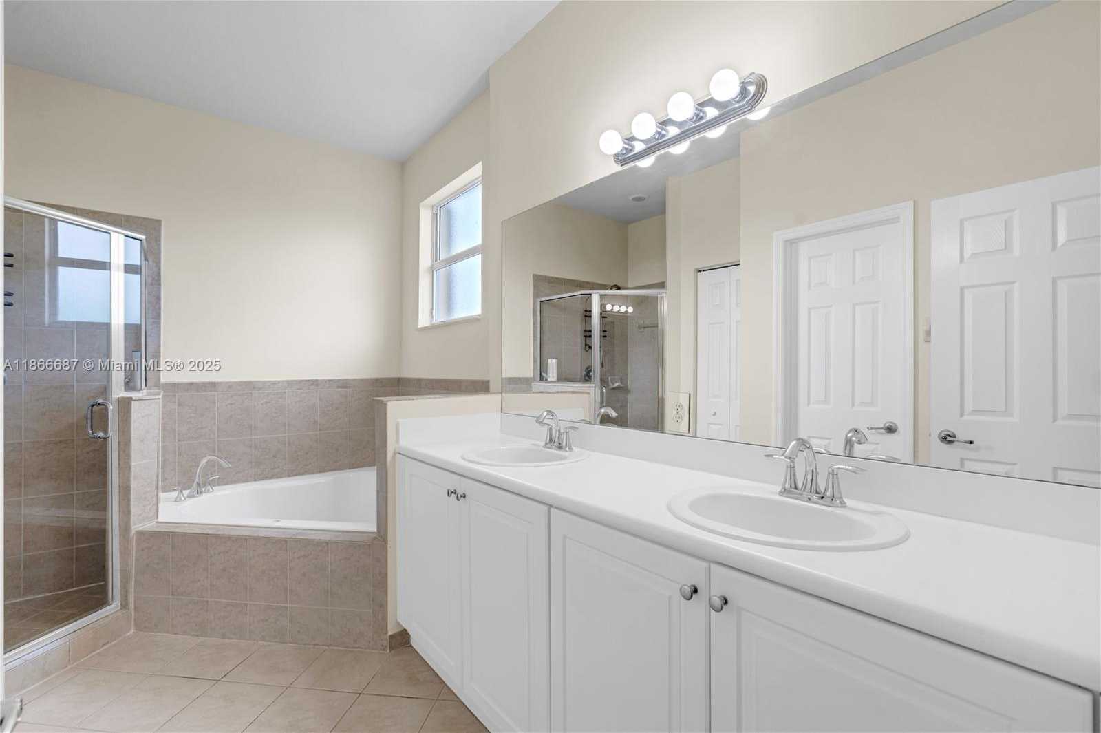 Small Image of 363 NORTH EAST 25TH TER #363, Homestead Number 26