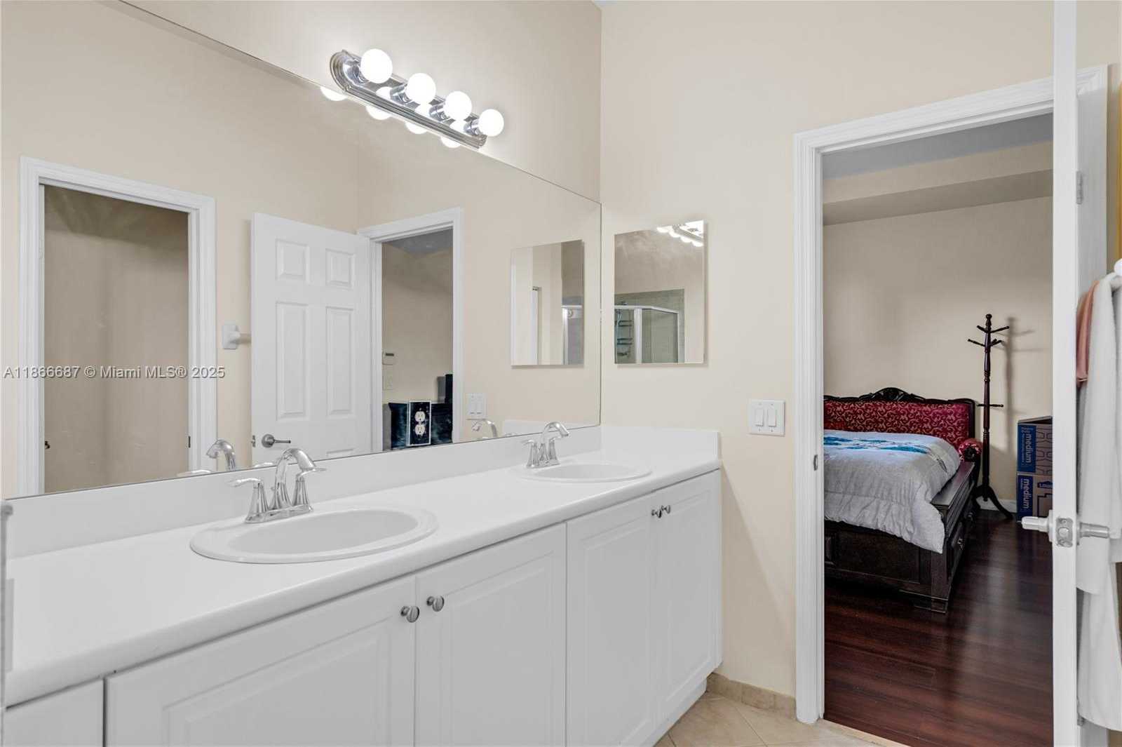 Small Image of 363 NORTH EAST 25TH TER #363, Homestead Number 29