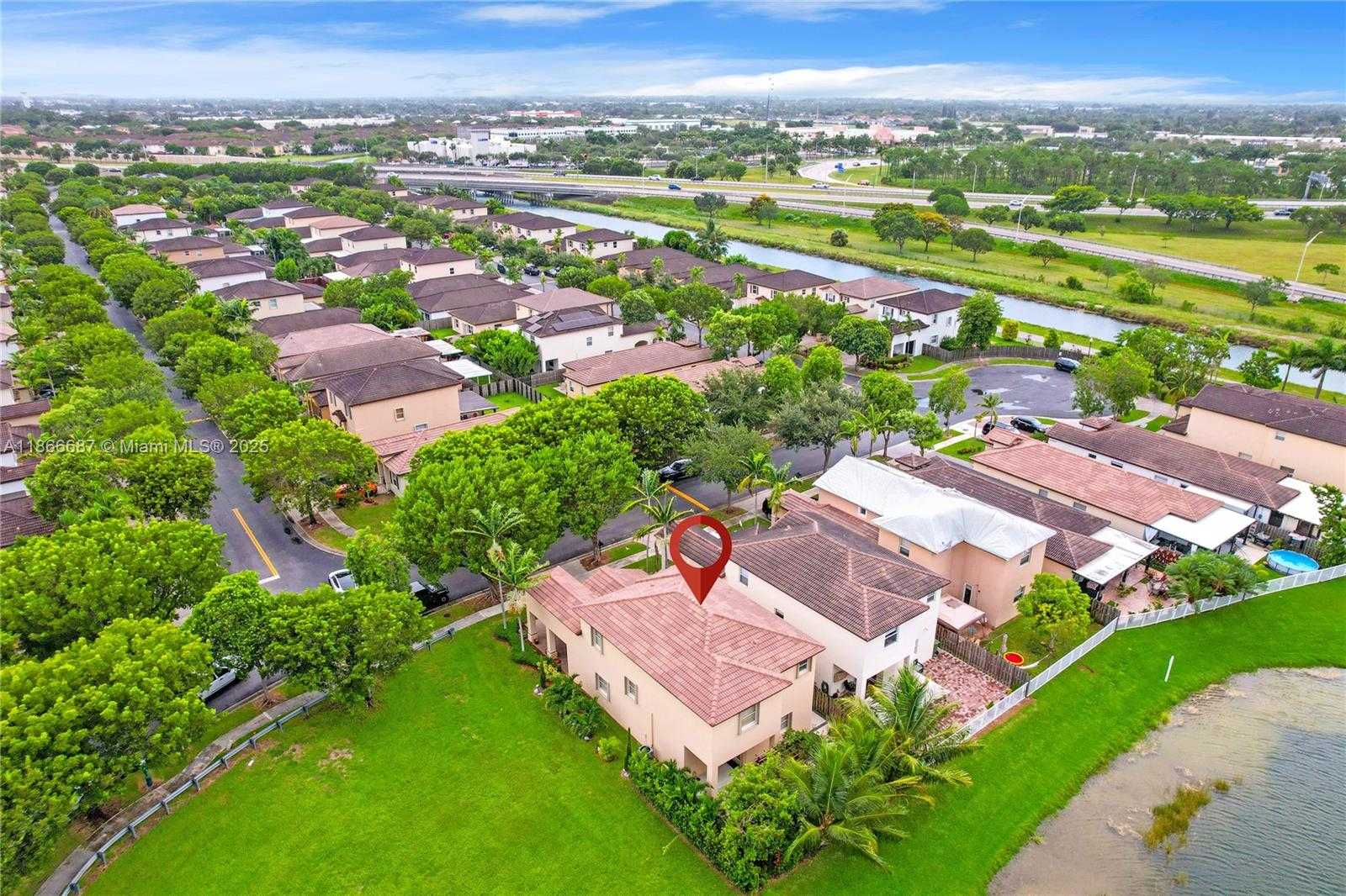 Small Image of 363 NORTH EAST 25TH TER #363, Homestead Number 54