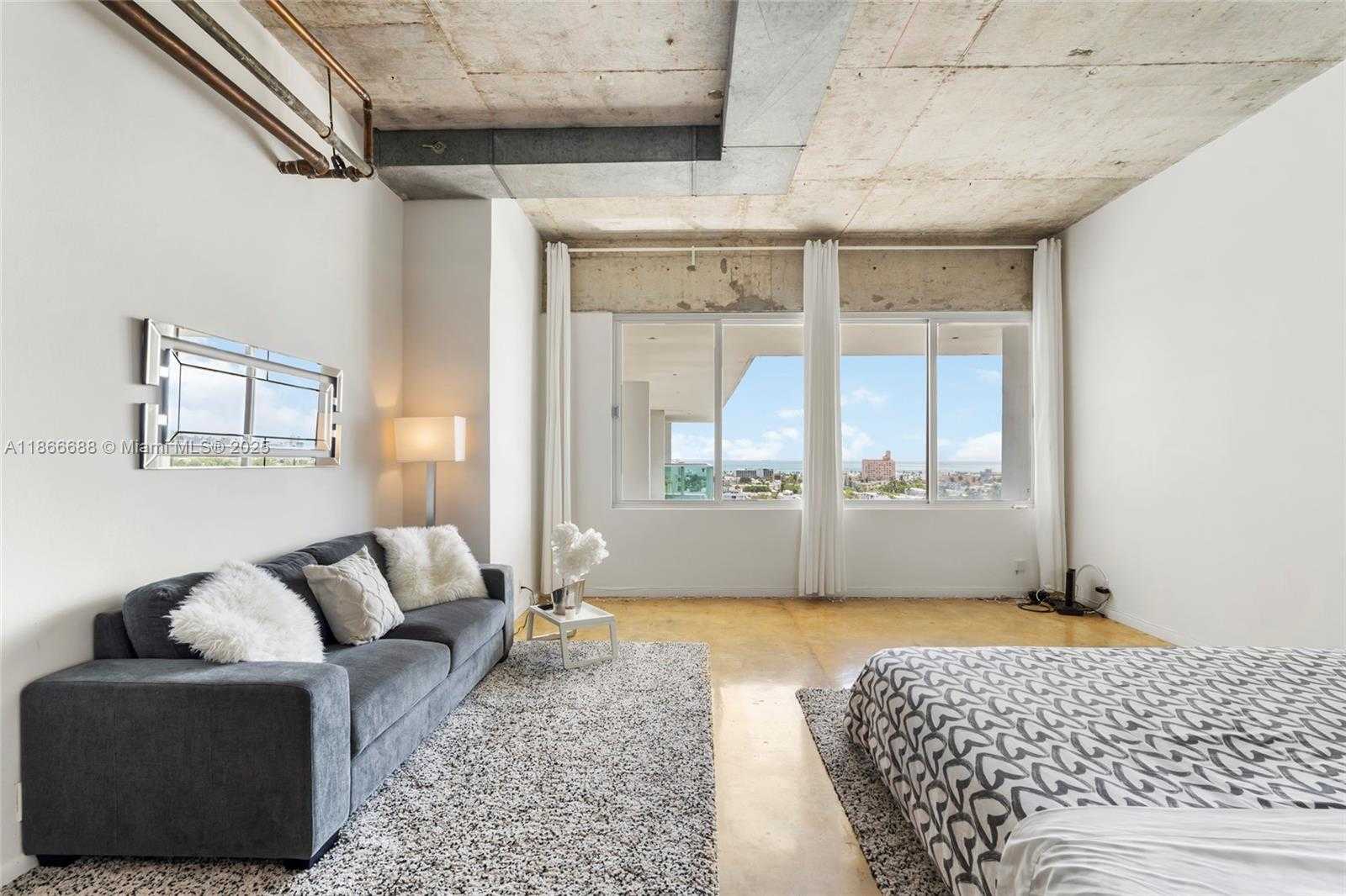Small Image of 1000 WEST AVE #PH32, Miami Beach Number 21