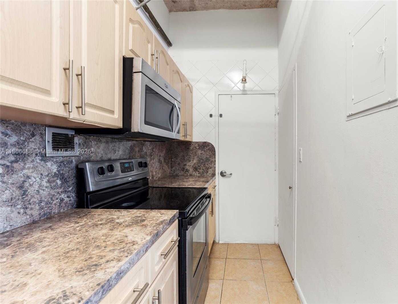 Small Image of 1000 WEST AVE #PH32, Miami Beach Number 29