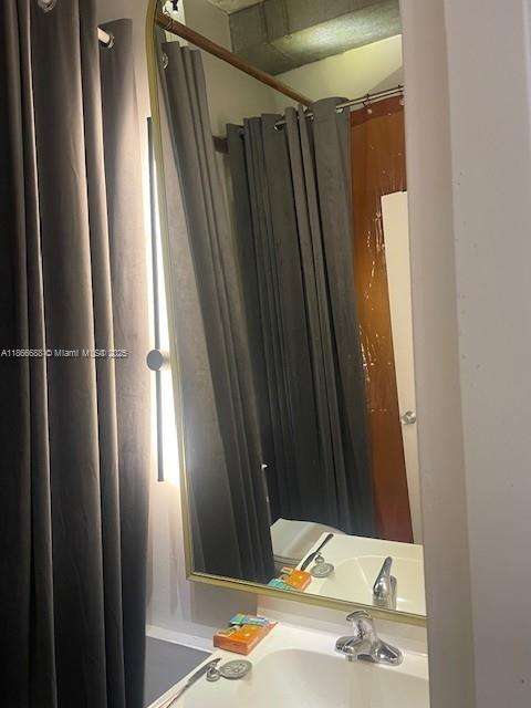 Small Image of 1000 WEST AVE #PH32, Miami Beach Number 34