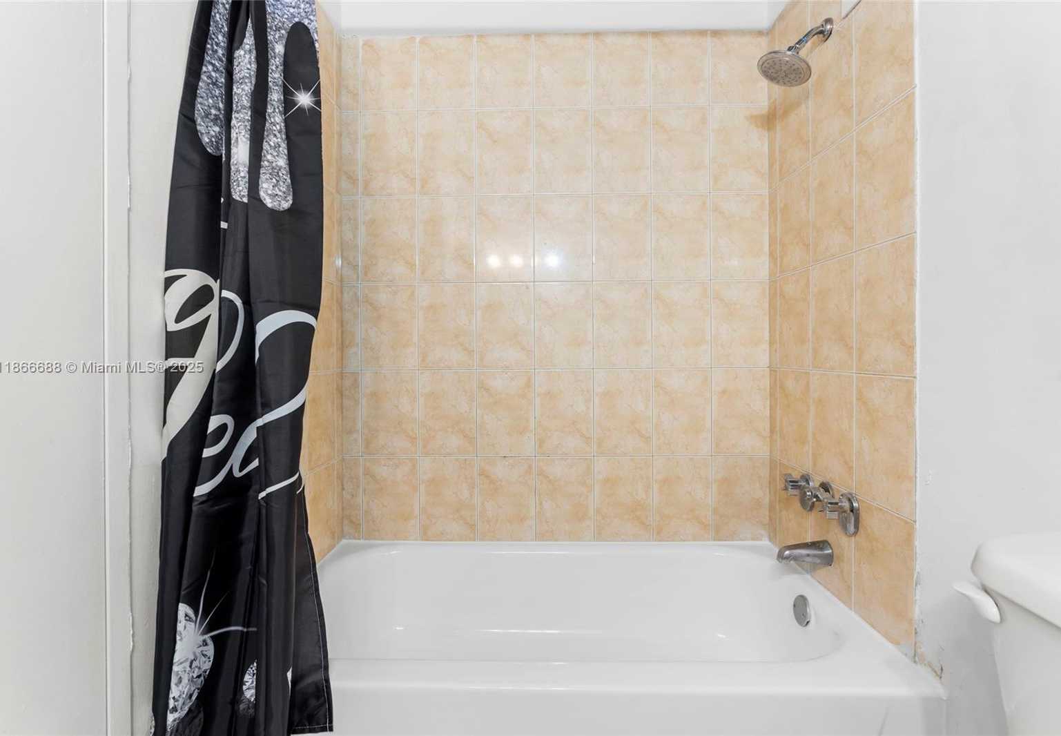 Small Image of 1000 WEST AVE #PH32, Miami Beach Number 35