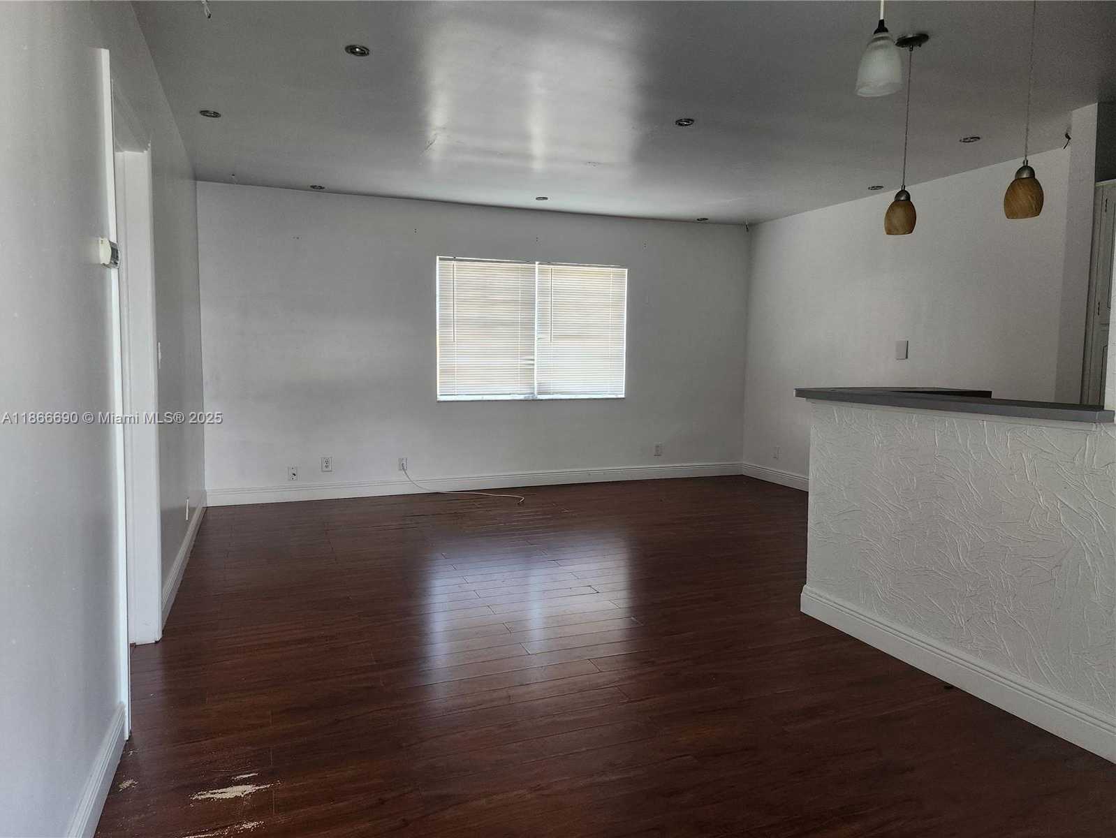 Small Image of 2219 POLK ST #2A, Hollywood Number 4
