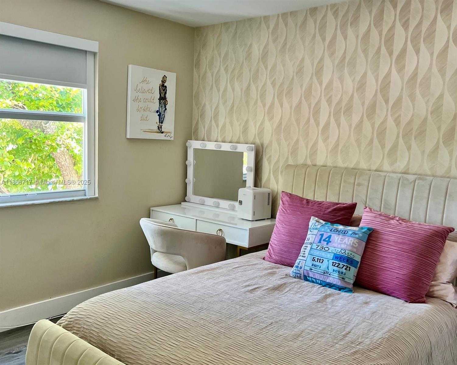 Small Image of 9721 NORTH WEST 51ST LN #9721, Doral Number 16