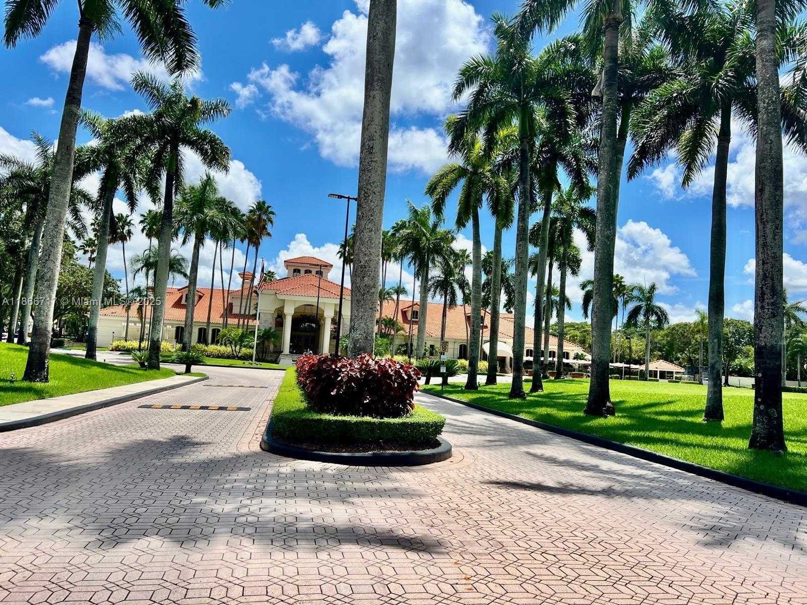 Small Image of 9721 NORTH WEST 51ST LN #9721, Doral Number 6