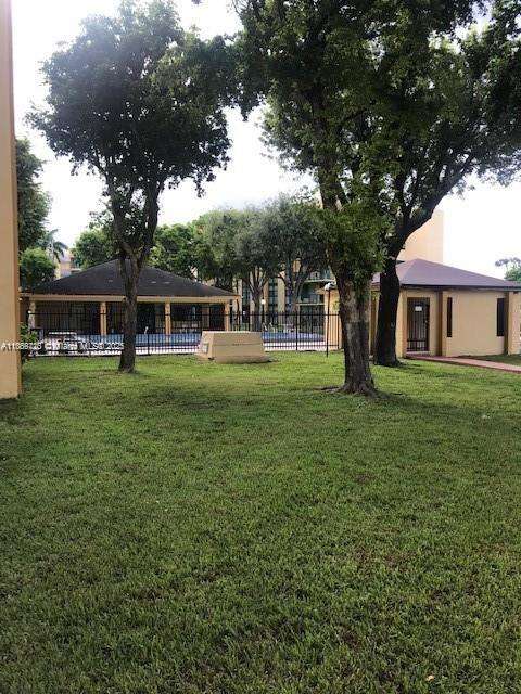 Small Image of 11800 SOUTH WEST 18TH ST #124-4, Miami Number 5